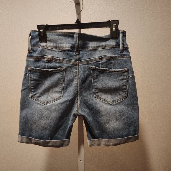 Sandpiper Denim Jean Shorts Size 8 Petite Stretch 5 Pocket Cuffed Zip Fly Womens - Picture 1 of 12